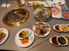 -黑金·寻焰自助百汇(中街店)