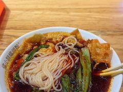 -螺小胖柳州螺蛳粉(钟楼总店)