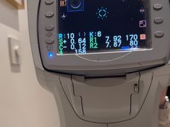 -LensCrafters亮视点(东方新天地店)