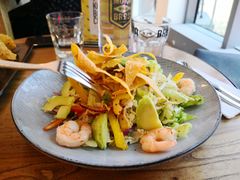 鲜虾牛油果沙拉-Moka Bros 摩卡站(西单大悦城店)