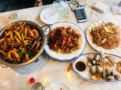 -小鱼儿海鲜港(新村十区店)