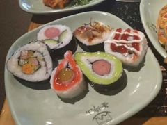 -釜御山海鲜烤肉火锅自助(新城市中心店)