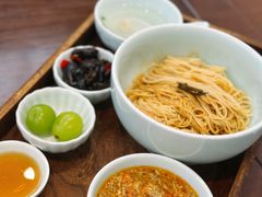 蟹粉黄金捞面-蟹上黄·蟹黄面·江南糖水(人民广场店)