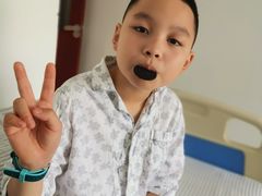 -大连何氏眼科医院