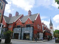 -钟书阁(松江泰晤士小镇店)