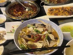 -壹号院音乐餐厅•烤全羊•新疆菜(浐灞店)