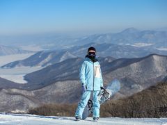 -中旅松花湖滑雪场