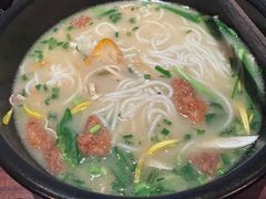 -银米·云南传统过桥米线(双廊黑金冠店)