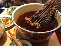 -拈签一笑黄牛肉辣卤串串