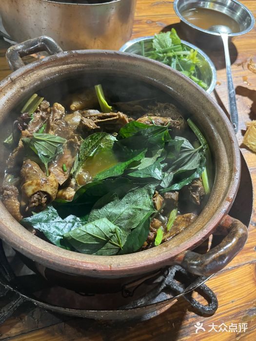 霞姐屯昌枫木香草鸭店(海螺店)图片
