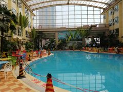 -兴芮温泉度假区