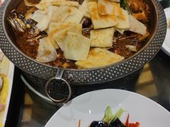 宝轩招牌鱼头泡饼-宝轩渔府·老字号海鲜·正宗津菜(水上店)