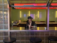 -Whisper Bar 