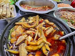 -周良天山牛杂城(天山路总店)