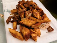 -阿拉丁新疆风味餐厅·清真(罗廊巷店)