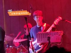 -TZ House音乐现场(来福士中心店)