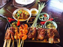 -DiAtas by Art Cafe Bumbu Bali