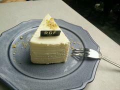 瑞士鲜奶榛子-RGF(巨鹿路店)