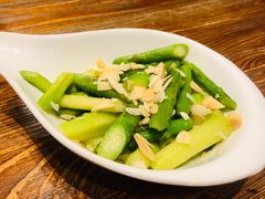 -1886德国汽车餐厅(外滩十六铺码头店)