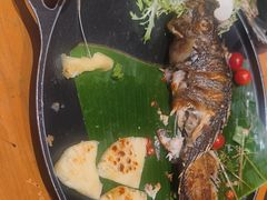 -老滇山寨•云南特色菜•地方菜•民族风情歌舞表演(金碧店)