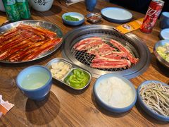 -明洞阿姨·韩式酱蟹烤肉·创意料理(三元桥店)