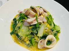 笔管小白菜-必点海鲜·海肠捞饭·鲅鱼水饺(滨江道店)