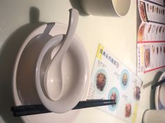 -新大咀港式茶餐厅(宝山万达店)