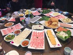 -名都晓荷塘主题火锅(海林店)
