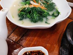 鱼汤浸辣椒叶-阿多私房菜(顺德店)