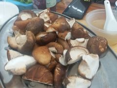 冬菇-威邵鸡煲(西华路总店)