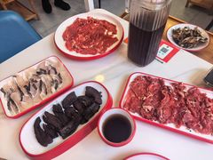 -毛辣果·贵州红酸汤牛肉火锅(西单店)
