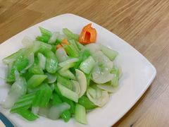 西芹百合-陈傻子餐厅(世纪都会店)