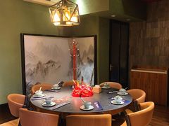 -牛村来人潮汕牛肉火锅(西单店)