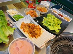 -豚豚猪村烤肉·韩国烤肉(总店)