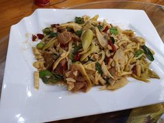 野山笋炒肉-下梅人家土菜馆(历史文化餐厅度假区店)