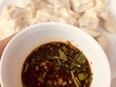 -孖妹上肉饺子馆