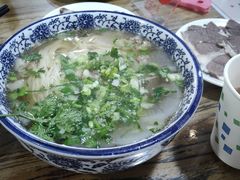 -陇上全荟兰州传统牛肉面(延吉路店)