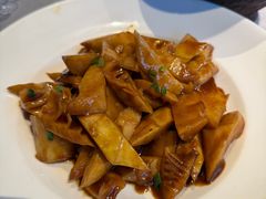-吴越荣记苏州菜·松鼠桂鱼100%活鱼现做(斜塘老街店)