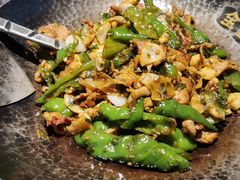 -费大厨辣椒炒肉(万家丽一店)