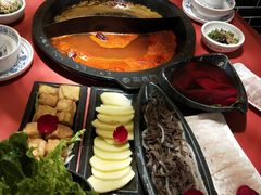 -巴九门重庆老火锅(光大店)