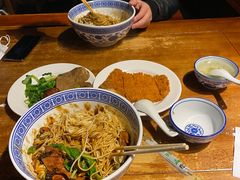 -沪西老弄堂面馆(定西路店)