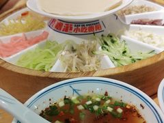 -怪噜范·老贵阳街头名小吃(鸿通城店)