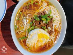 原味酱汁面-聚合鑫东北熏酱熟食麻辣面(长阳店)