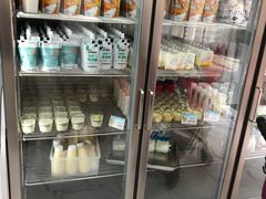 零售区-白色日记·手作酸奶(麦凯乐店)