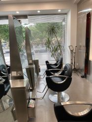 -V7 HAIR SALON