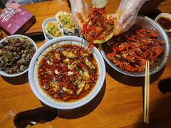 -琥珀老六龙虾(四里河店)
