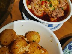 -炉小二铜锅牛蛙•川湘菜(三里屯店)
