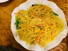 兴隆特色炒粉-伊萨娜印尼餐馆