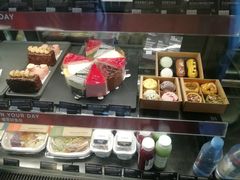 零售区-星巴克(宝山万达店)
