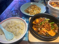 -川流不息·地道川菜·小龙虾(新松江路店)